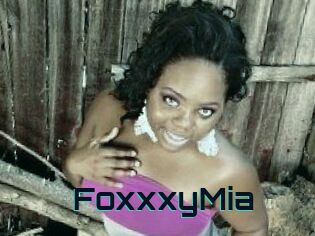 FoxxxyMia