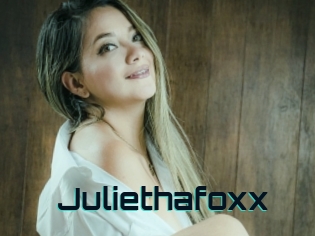 Juliethafoxx