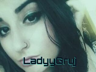 LadyyGruj