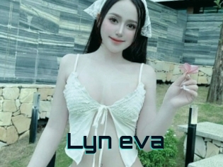 Lyn_eva