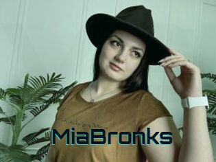 MiaBronks