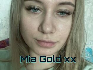 Mia_Gold_xx