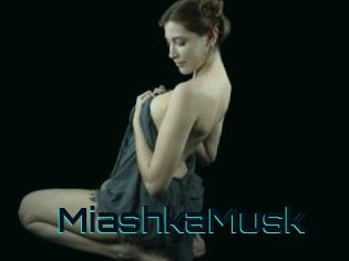 MiashkaMusk