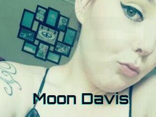 Moon_Davis