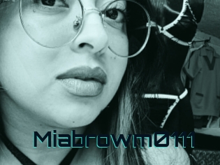 Miabrowm0111