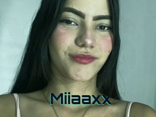 Miiaaxx