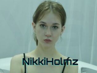 NikkiHolmz