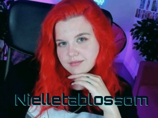 Nielletablossom