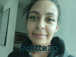 Petitte30