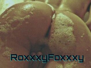 RoxxxyFoxxxy